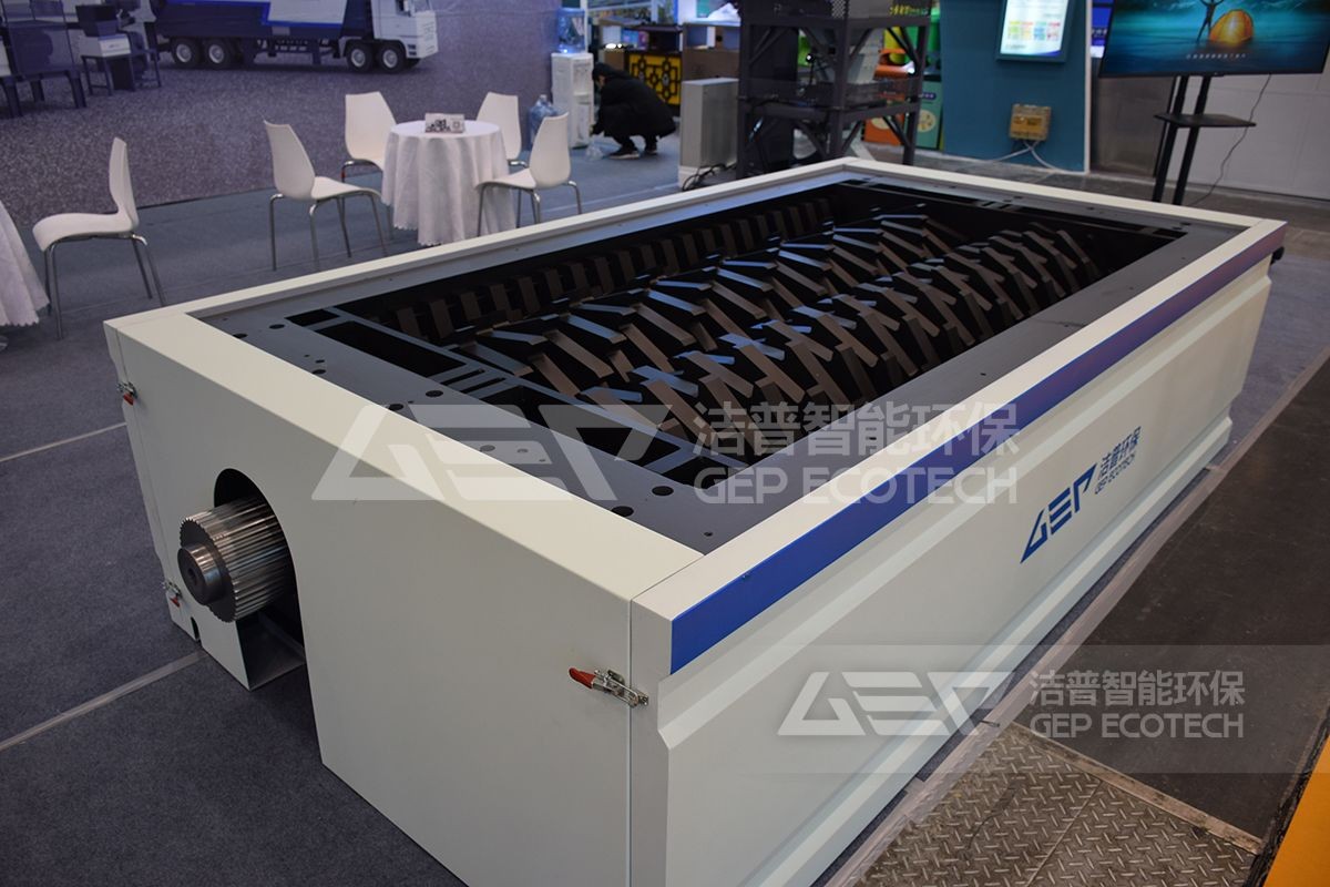 雙軸生物質(zhì)細碎機