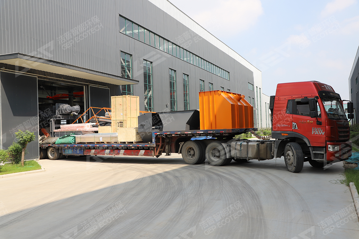 潔普兩臺(tái)智能電子垃圾破碎設(shè)備順利發(fā)貨