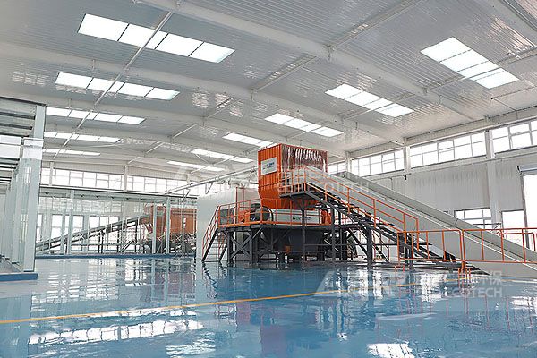 鄭州大件垃圾處理生產(chǎn)線現(xiàn)場