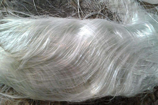 玻璃纖維廢絲循環(huán)再利用！潔普GS3玻璃纖維破碎設(shè)備順利發(fā)貨！