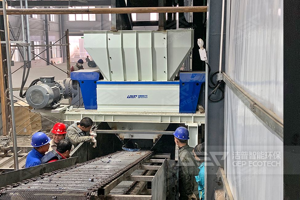 河南200L鐵皮油桶破碎處置項(xiàng)目