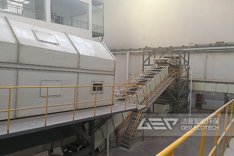 生活垃圾處置現(xiàn)場(chǎng)