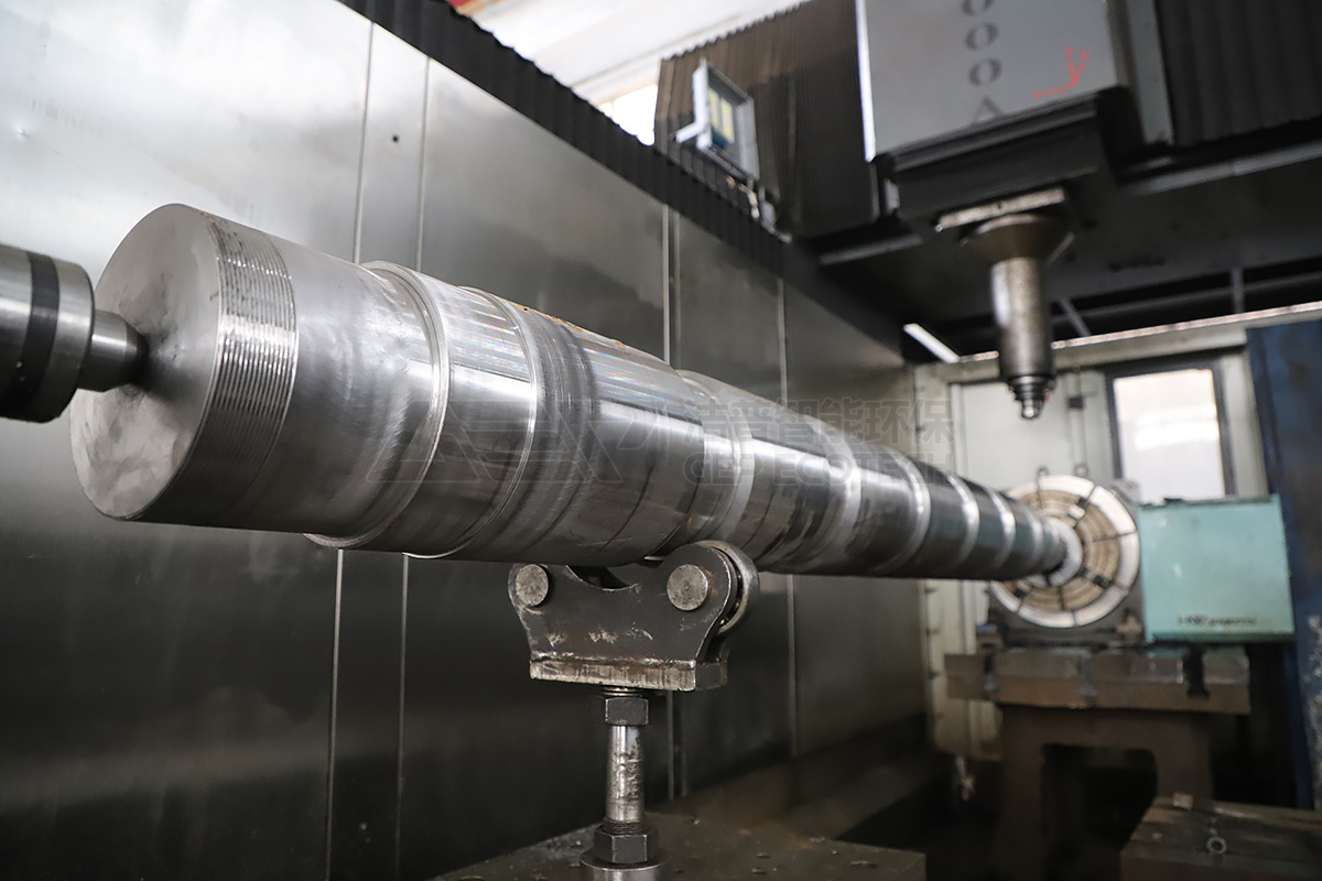 撕碎機(jī)加工過程