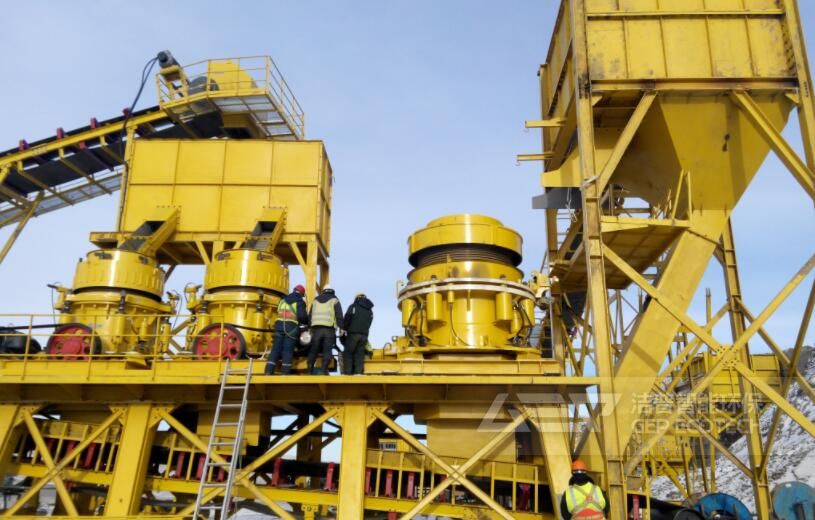 圓錐式破碎機(jī)