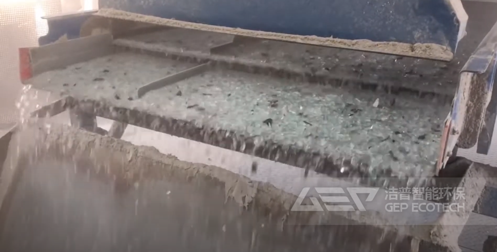 擋風(fēng)玻璃破碎后