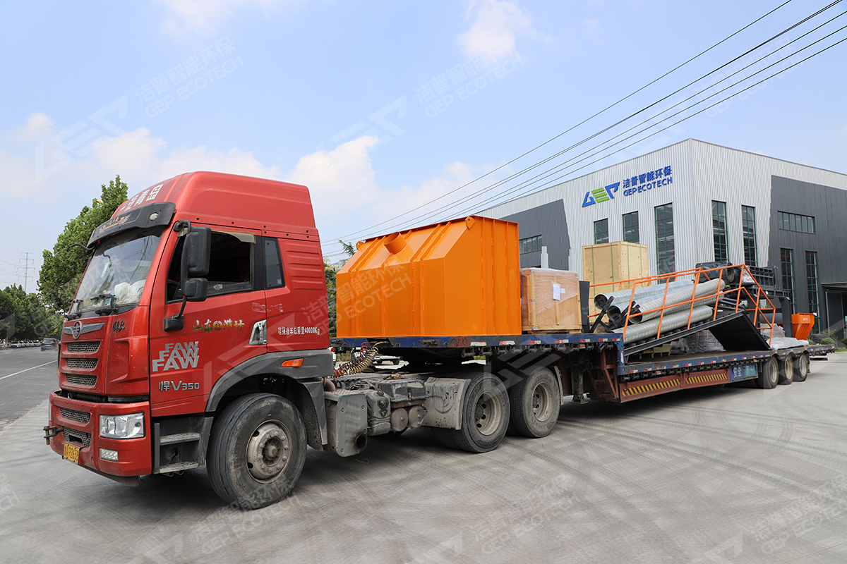 輪胎撕碎機(jī)發(fā)貨